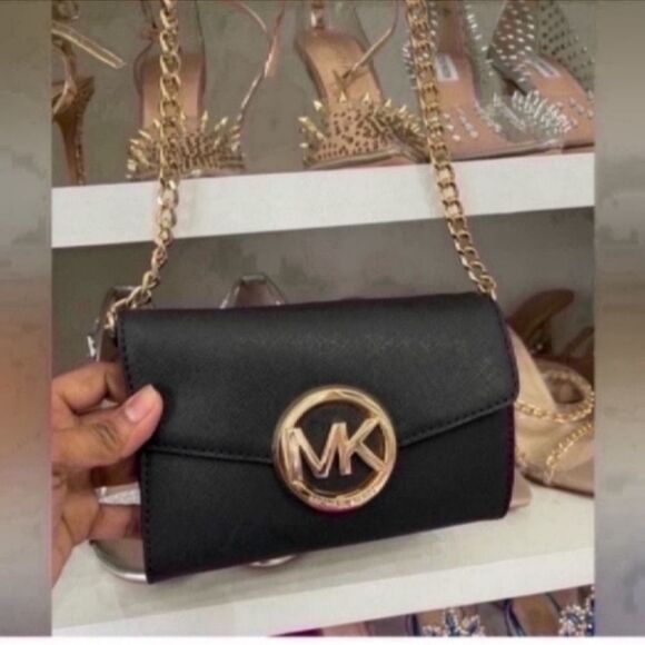 Mk Envelope Mk Emblem Clasp with Gold Chain and Logo Leather Cross Body Bag - Picture 10 of 15